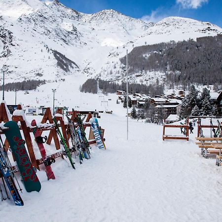 Hotel The Larix Ski-In Ski-Out Saas Fee Extérieur photo
