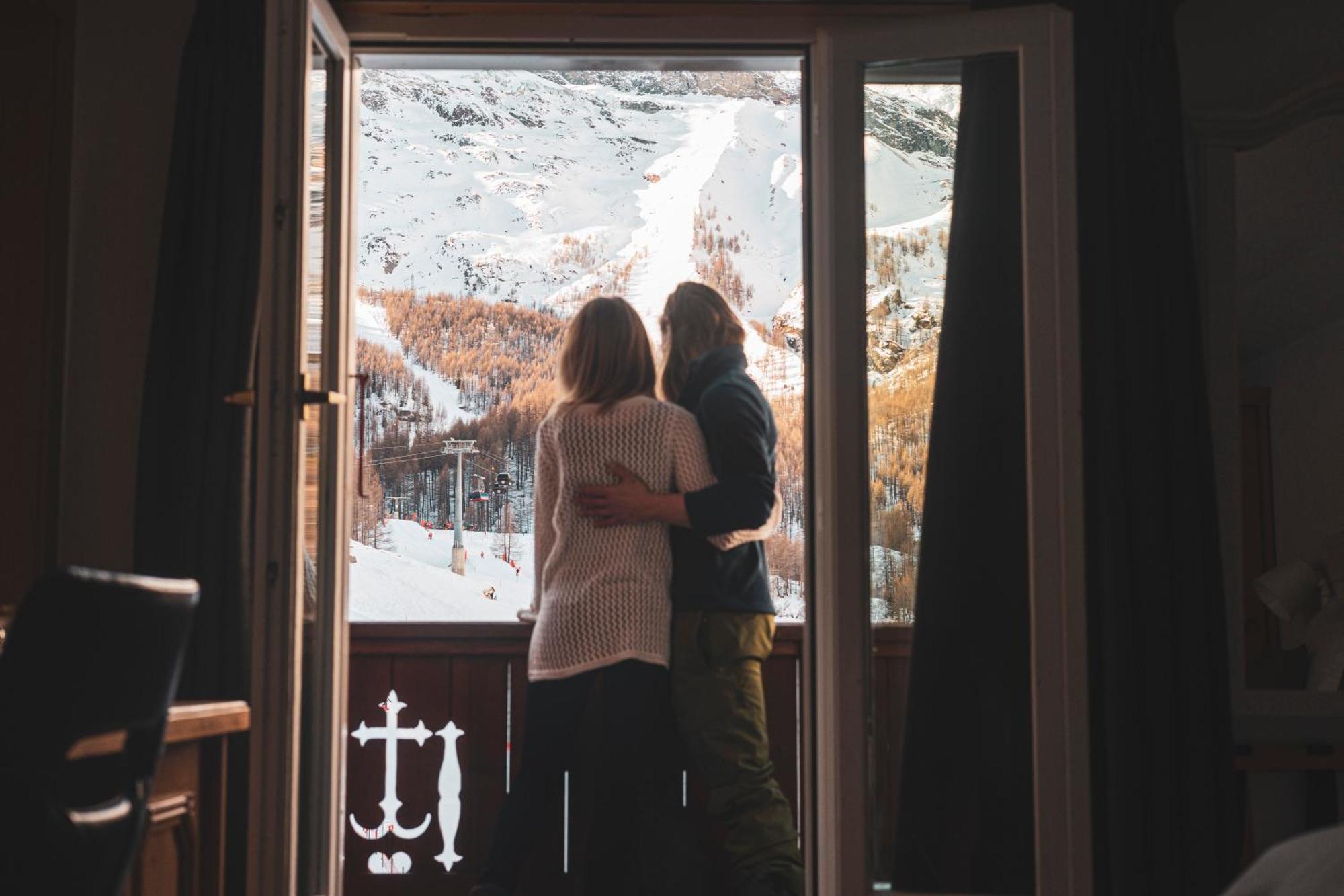 Hotel The Larix Ski-In Ski-Out Saas Fee Extérieur photo