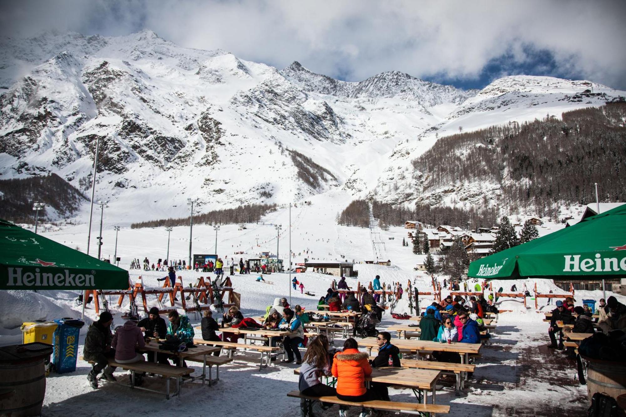 Hotel The Larix Ski-In Ski-Out Saas Fee Extérieur photo