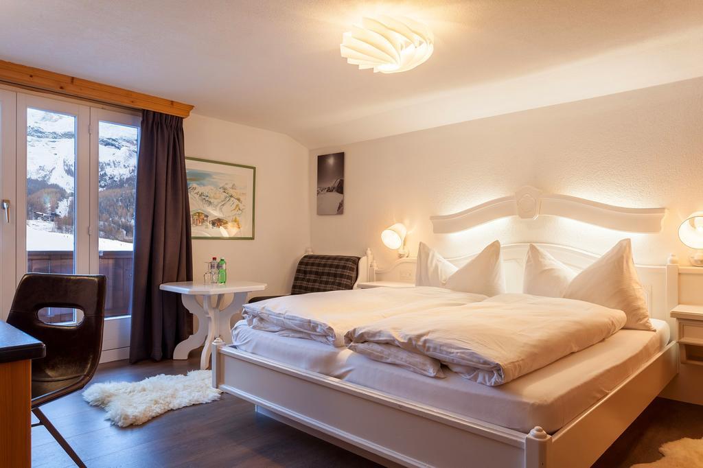 Hotel The Larix Ski-In Ski-Out Saas Fee Extérieur photo