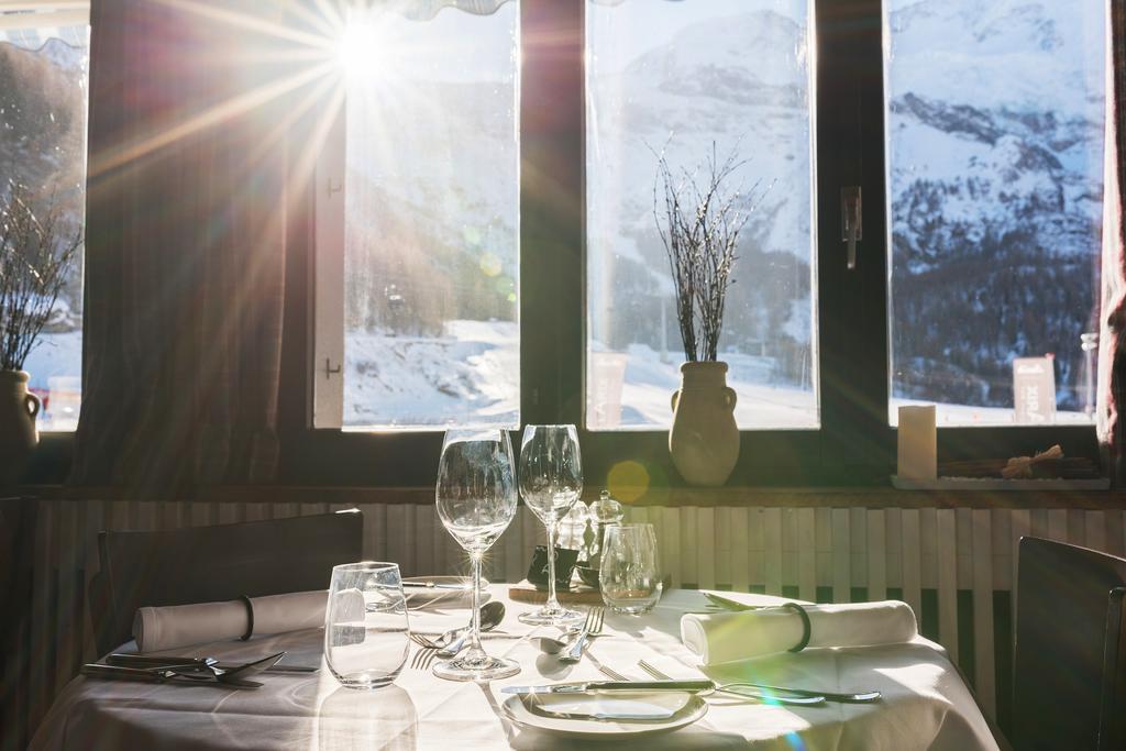 Hotel The Larix Ski-In Ski-Out Saas Fee Extérieur photo