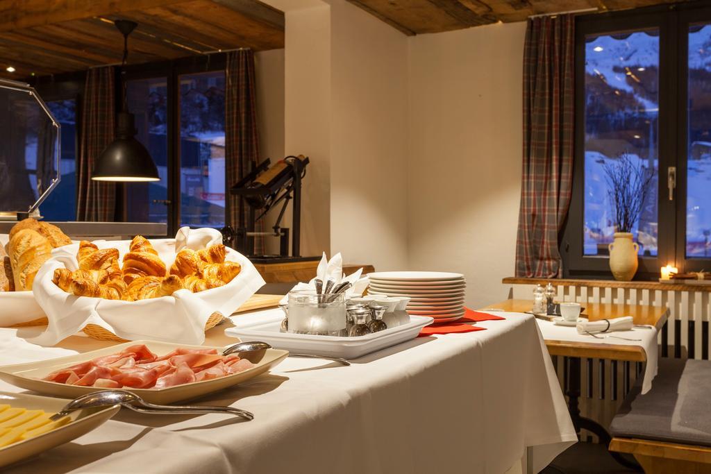 Hotel The Larix Ski-In Ski-Out Saas Fee Extérieur photo
